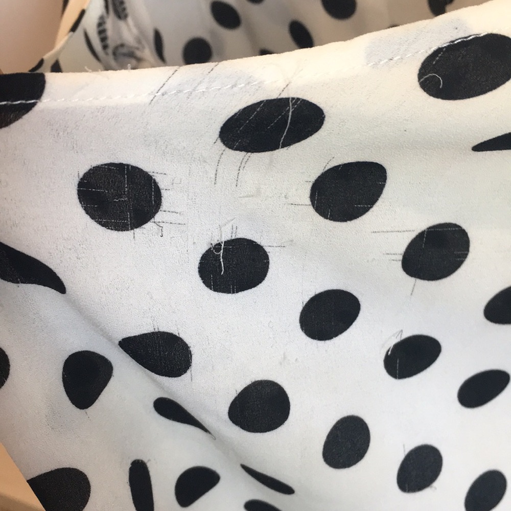 Button down - Picture 3 of 4